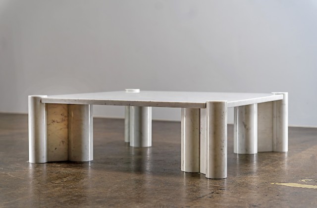 Jumbo Coffee Table - Gae Aulenti for Knoll